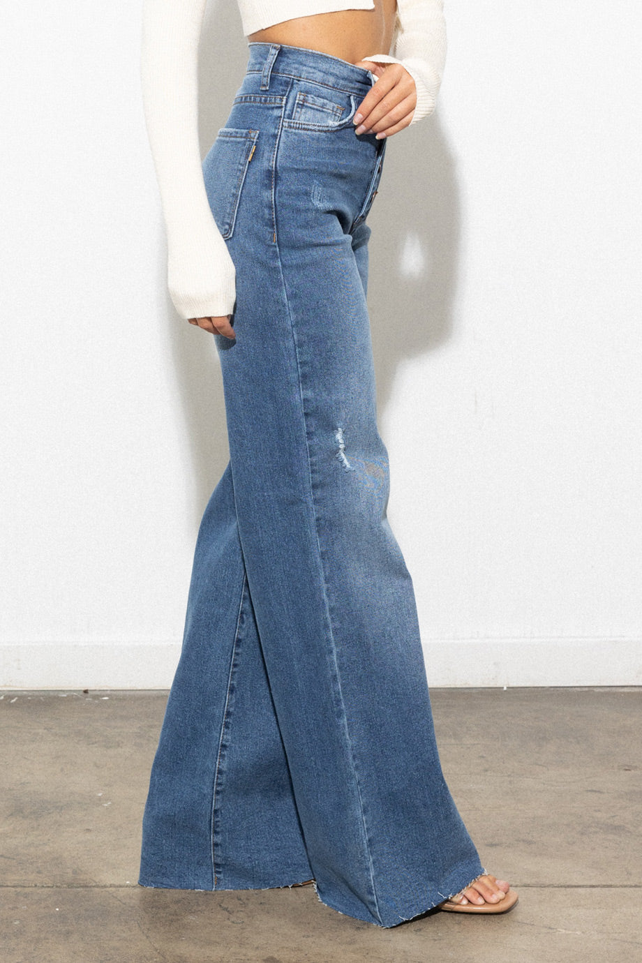Ella Wide Leg Jeans - Cassie's Creekside Boutique