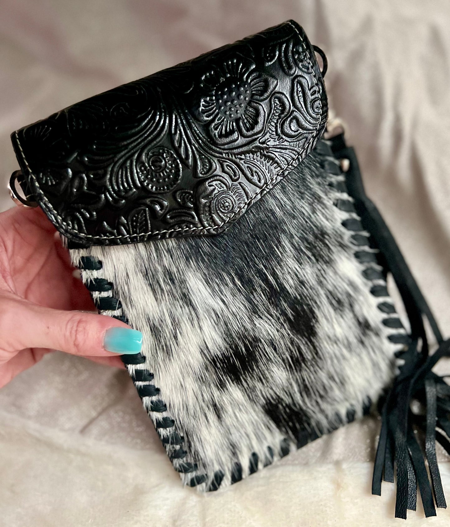 Phone Crossbody Western Tooled Leather Phone Mobile Purse - Cassie's Creekside Boutique