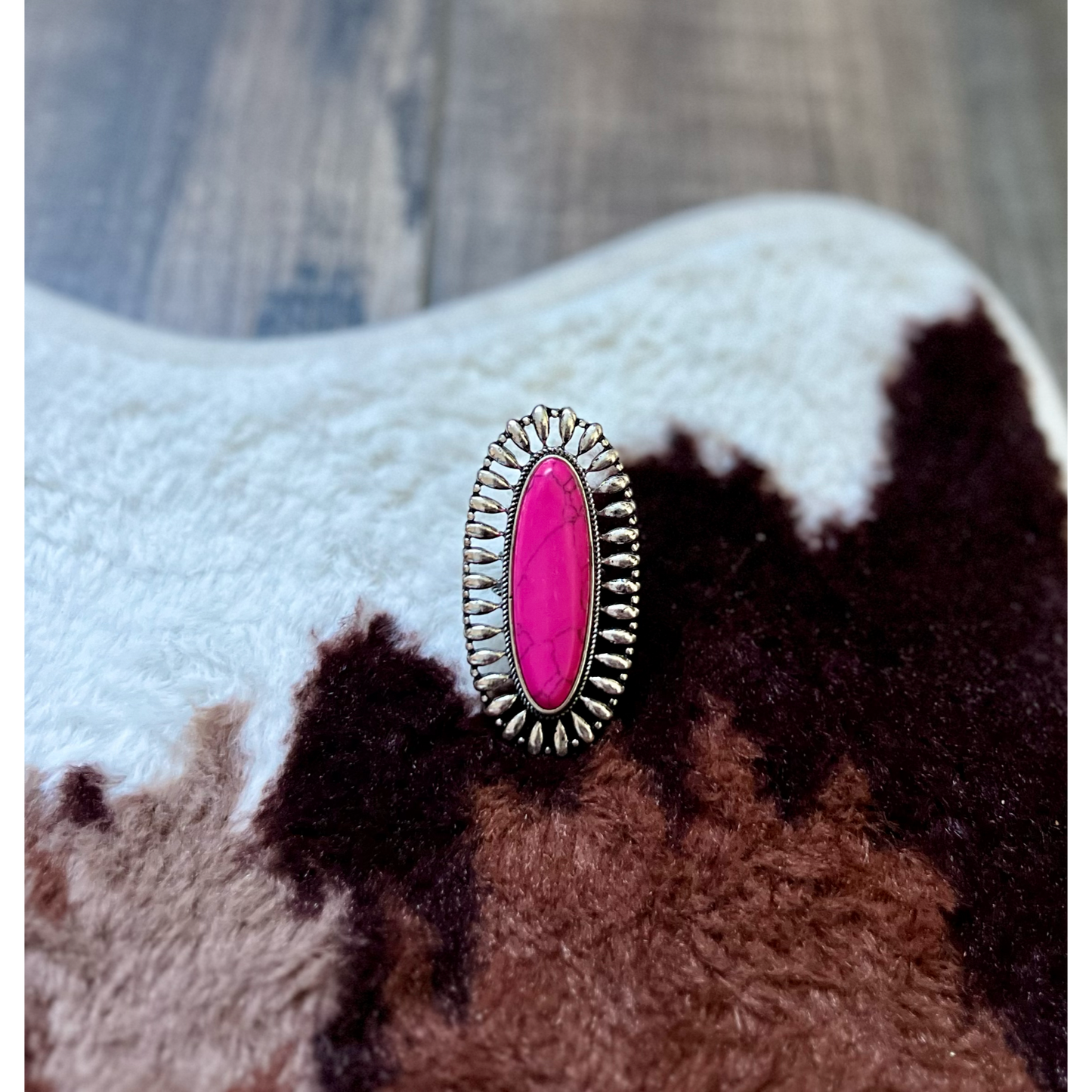 Oversized Oval Stone Ring - Cassie's Creekside Boutique