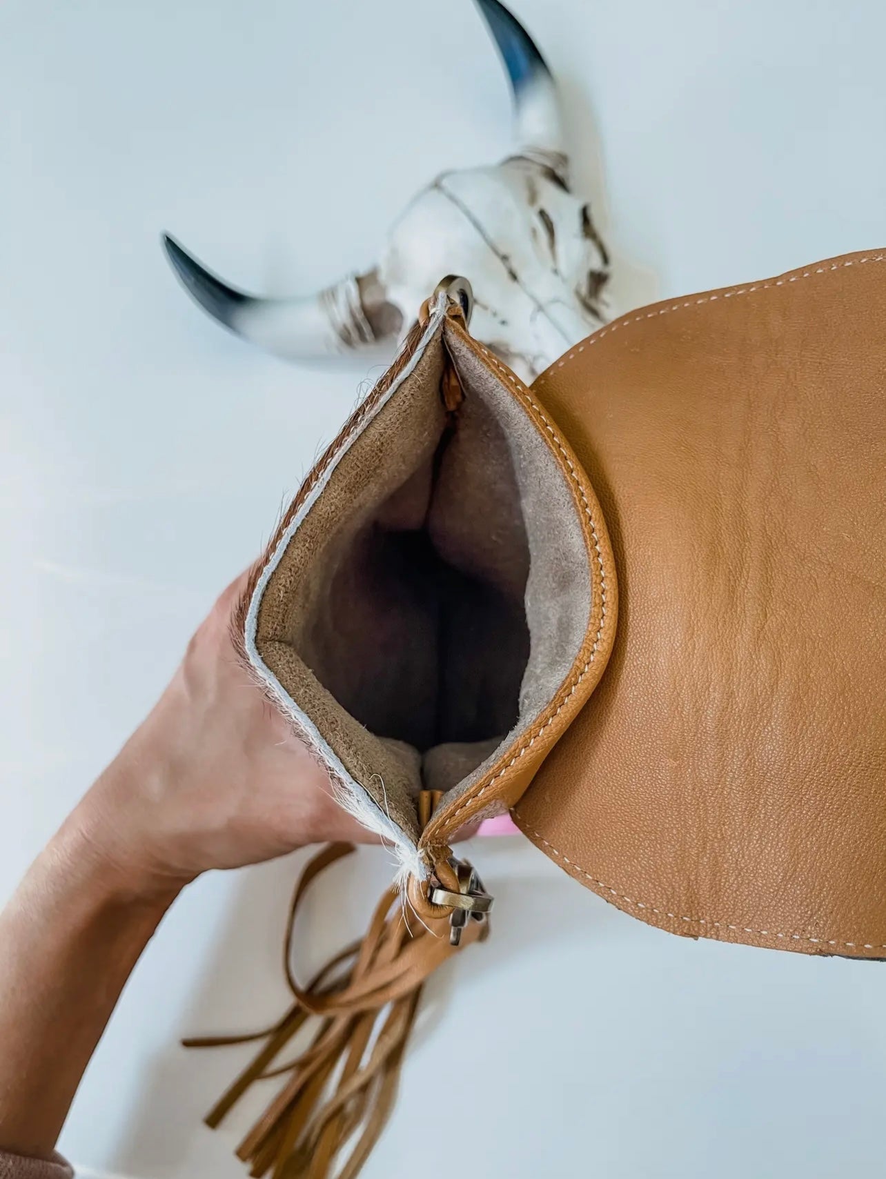 Phone Crossbody Western Tooled Leather Phone Mobile Purse - Cassie's Creekside Boutique