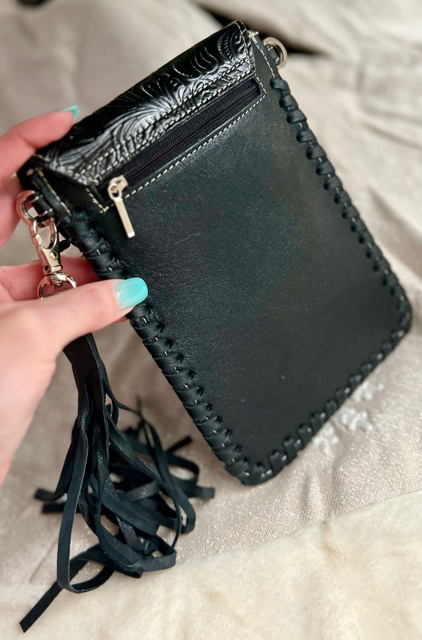 Phone Crossbody Western Tooled Leather Phone Mobile Purse - Cassie's Creekside Boutique