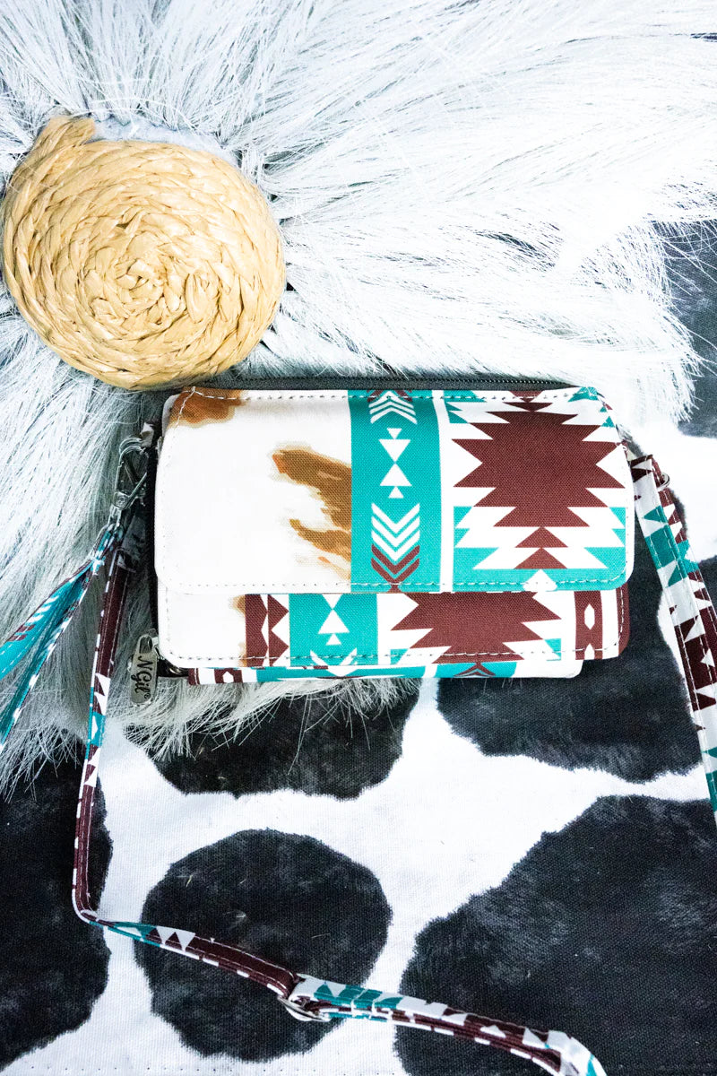 Highland Mesa Crossbody Clutch
