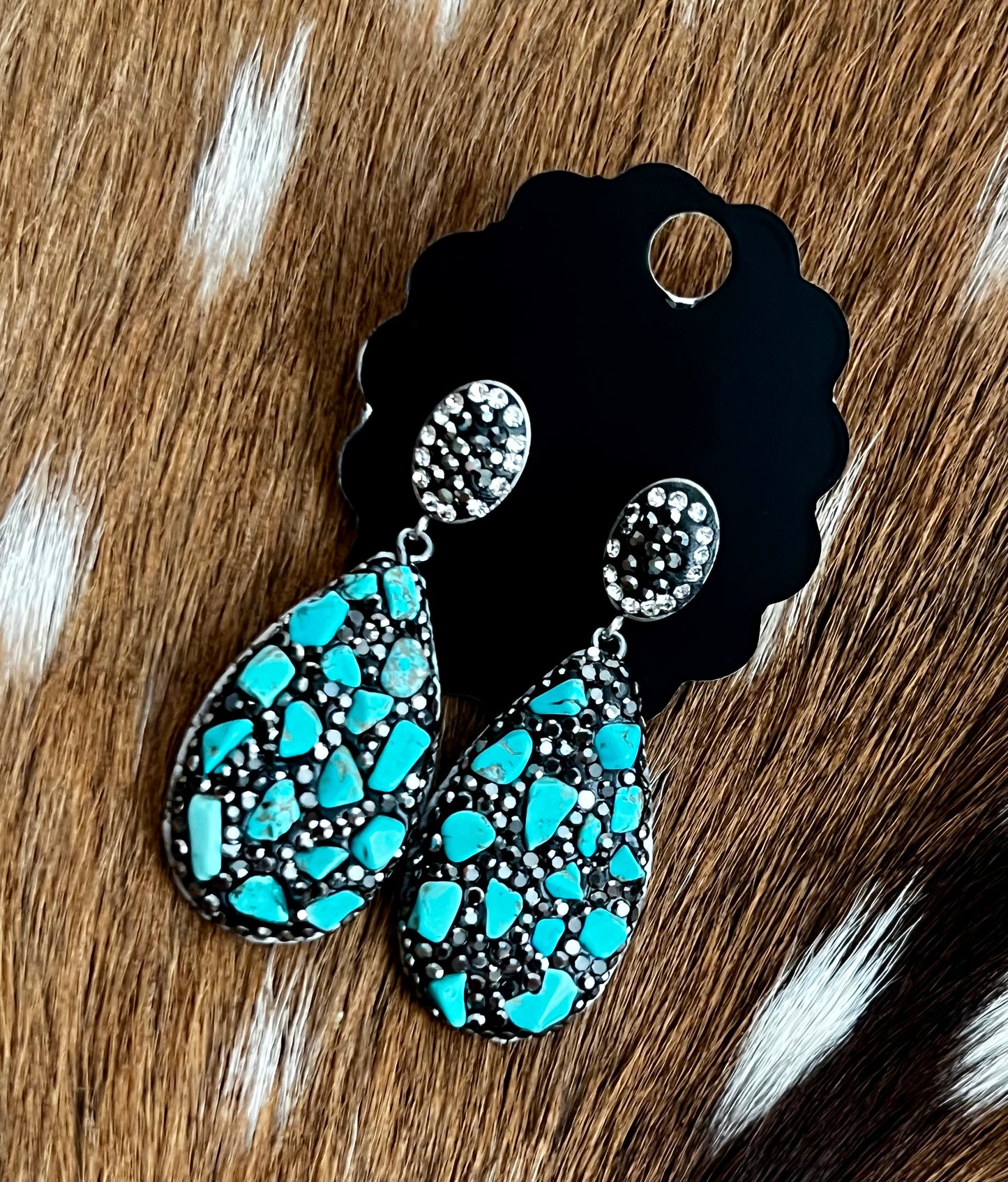 Timeless Turquoise Earrings - Cassie's Creekside Boutique