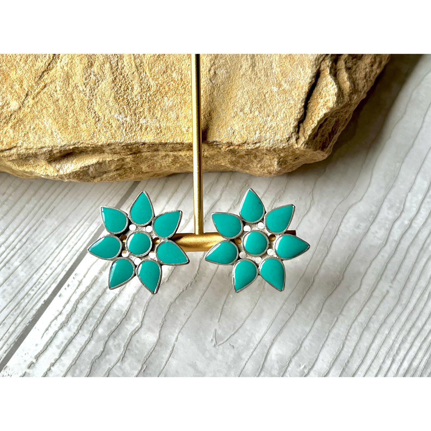 Sundance Stud Earrings - Cassie's Creekside Boutique