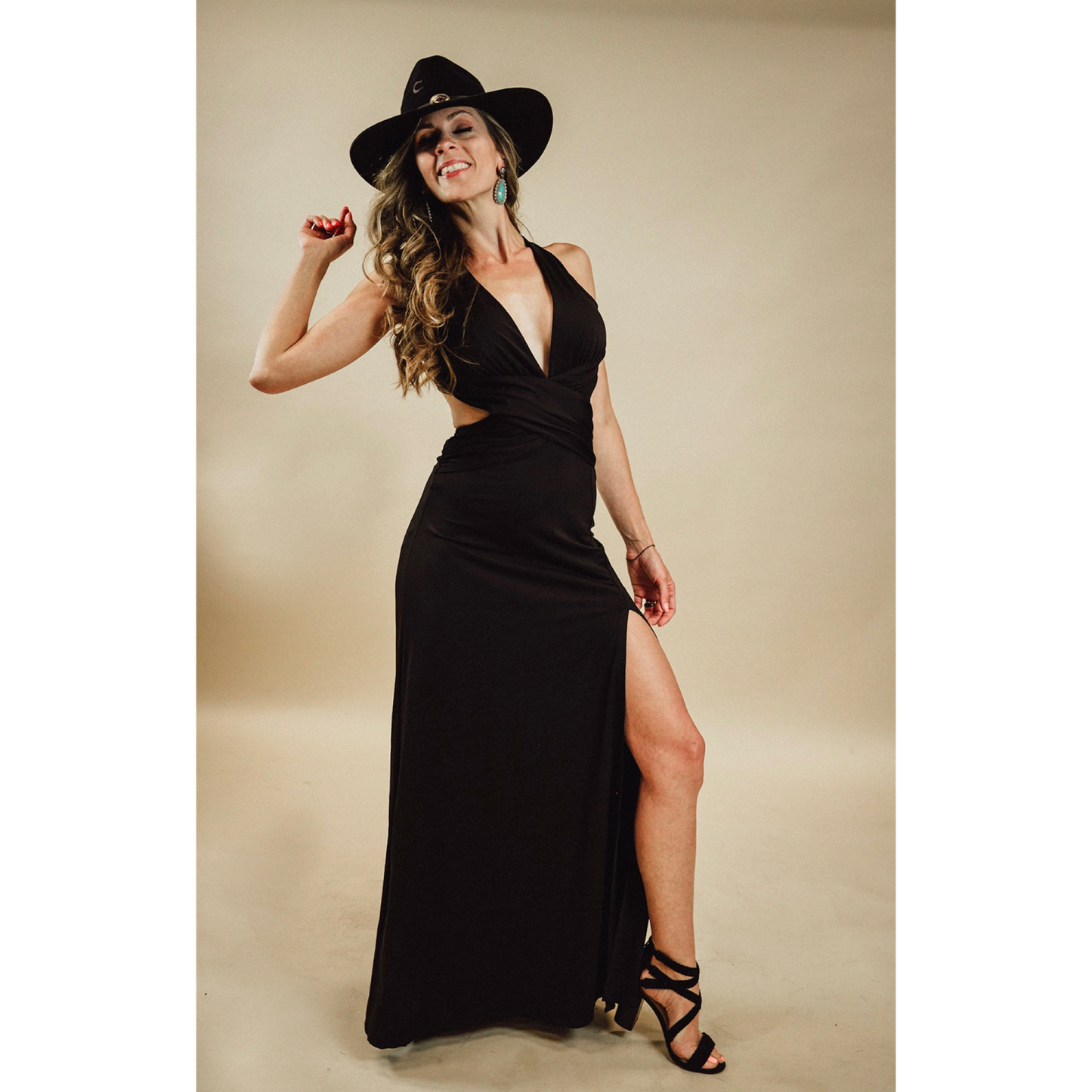 Venetian Low V Showstopper - Cassie's Creekside Boutique