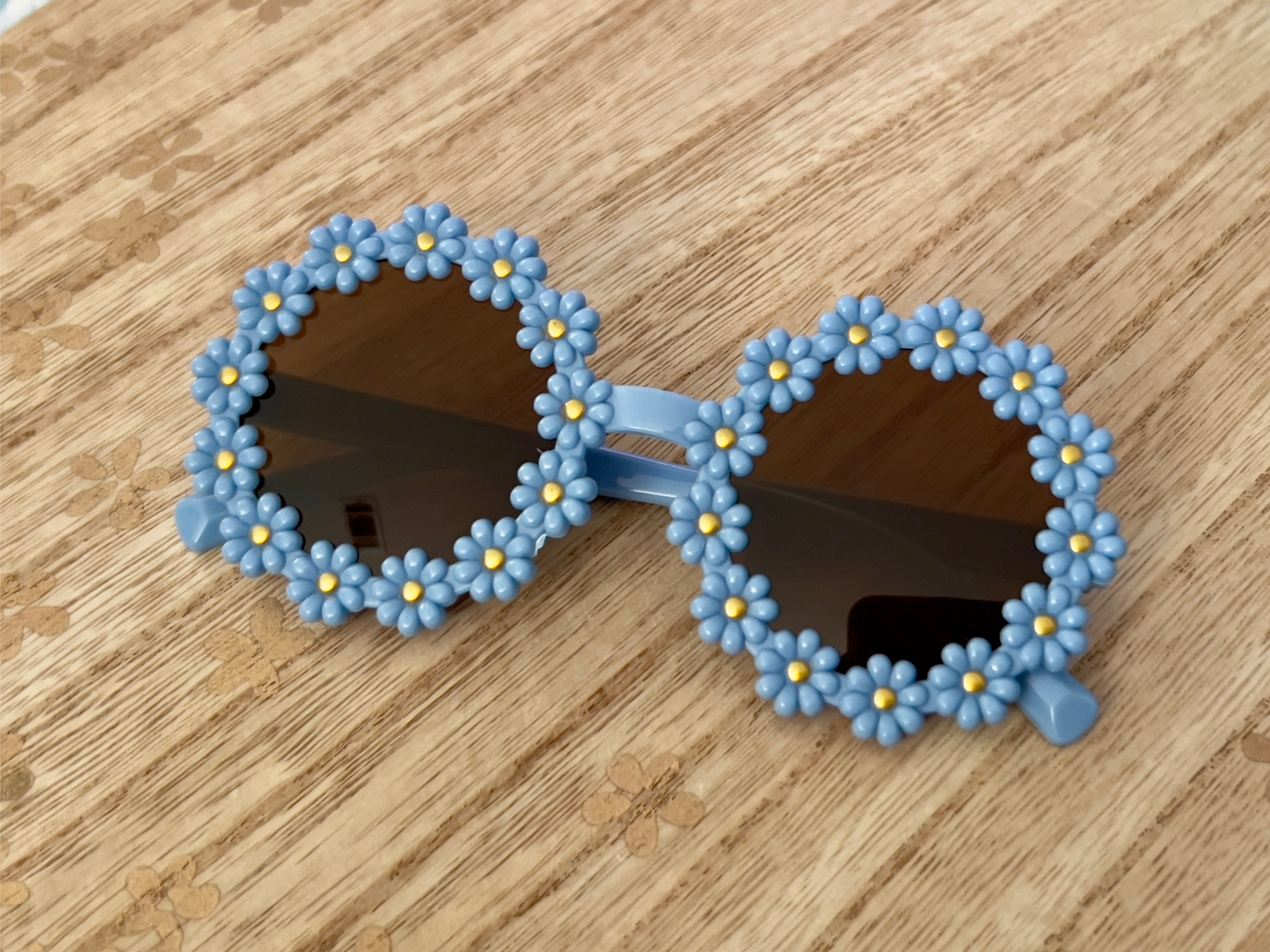 Girls Flower Power Sunglasses - Cassie's Creekside Boutique