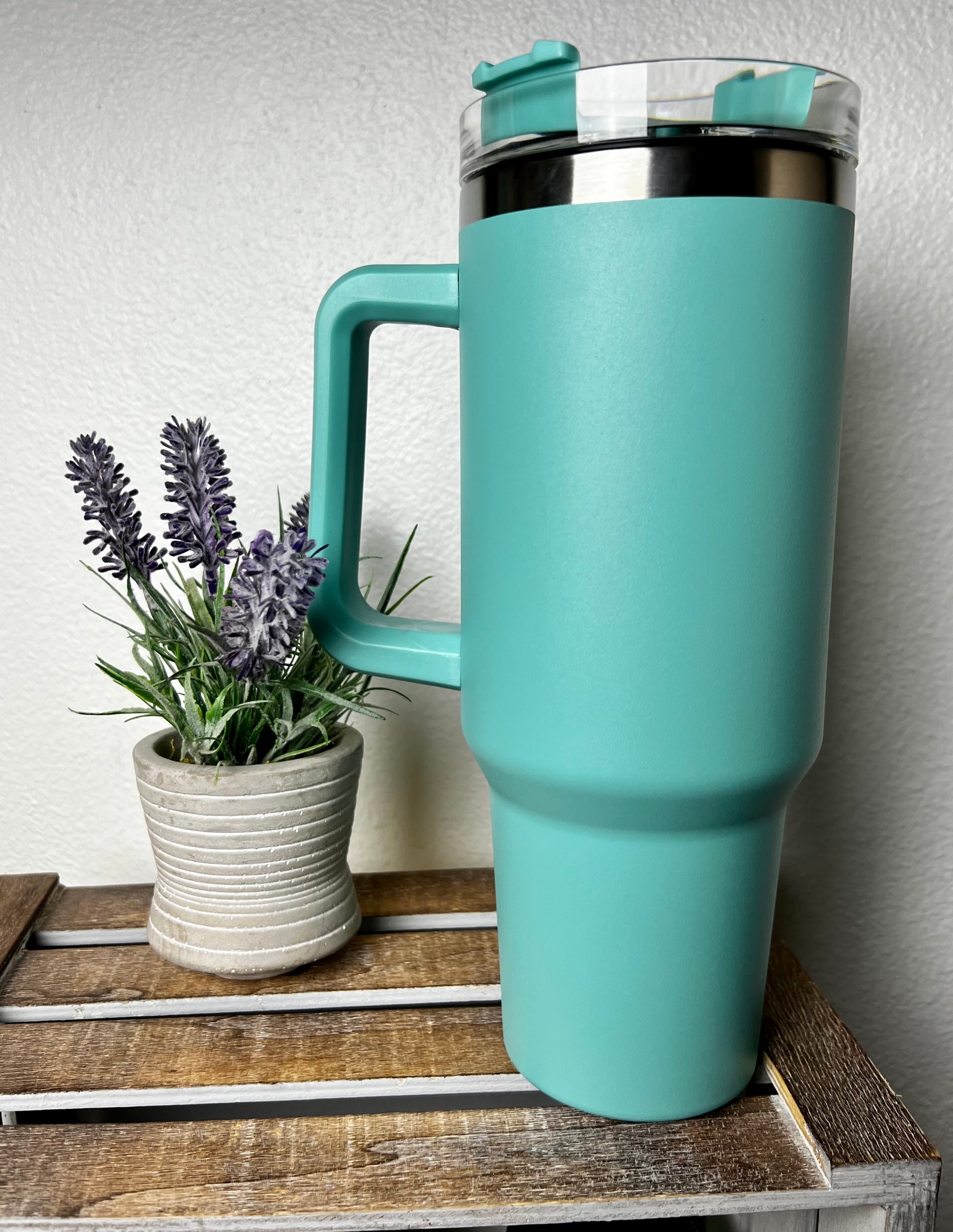 The Traveler 40 oz - Cassie's Creekside Boutique